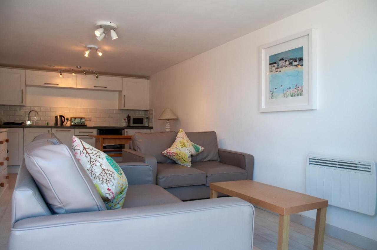 Millendreath Beach Resort Looe Room photo